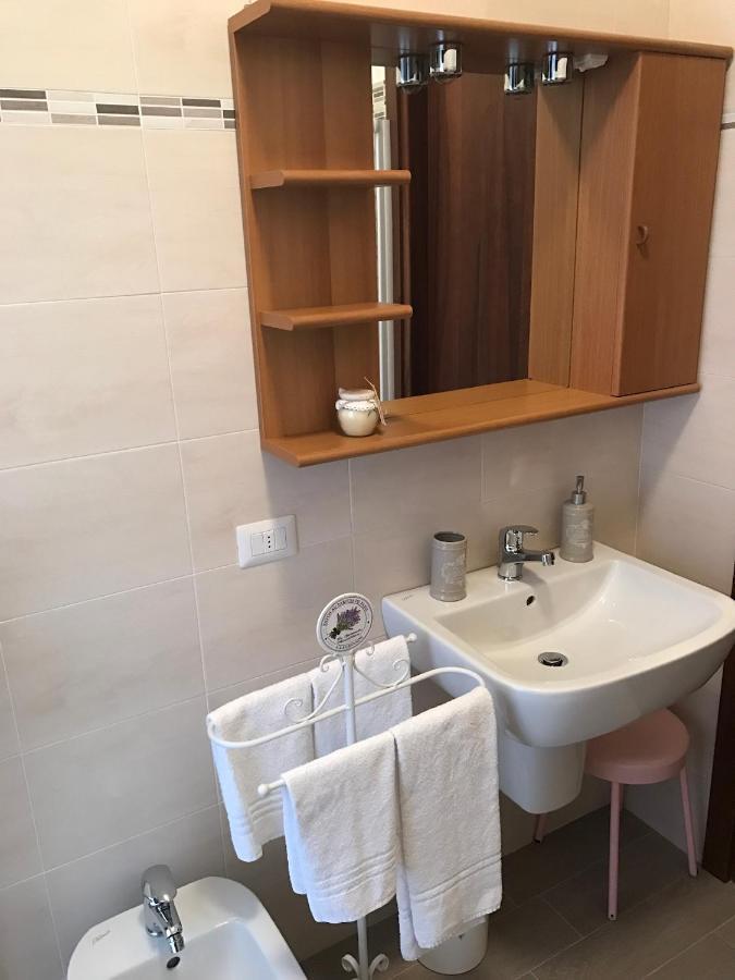 B&B Gloria Apartment Baveno Bagian luar foto